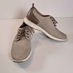 Men's Stylish Lace-Up Oxfords - Taupe and Brown